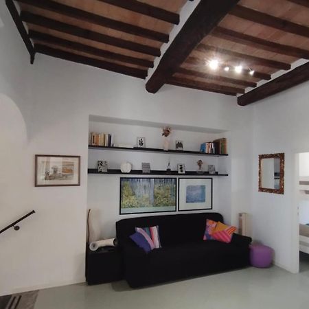 Historic Center Apartment With Private Garage Μονταλτσίνο Εξωτερικό φωτογραφία
