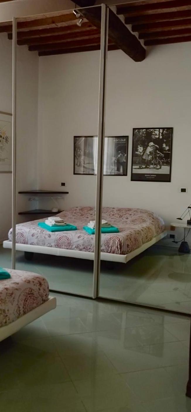 Historic Center Apartment With Private Garage Μονταλτσίνο Εξωτερικό φωτογραφία